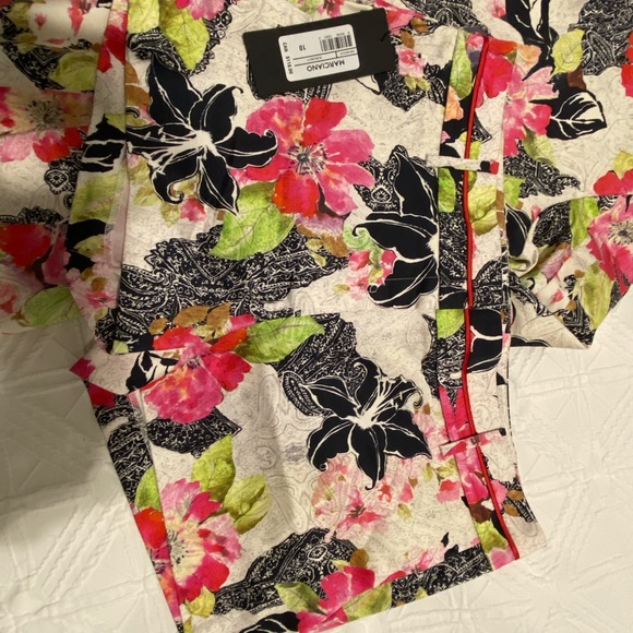 Marciano 2pc Set - Picture 6 of 10